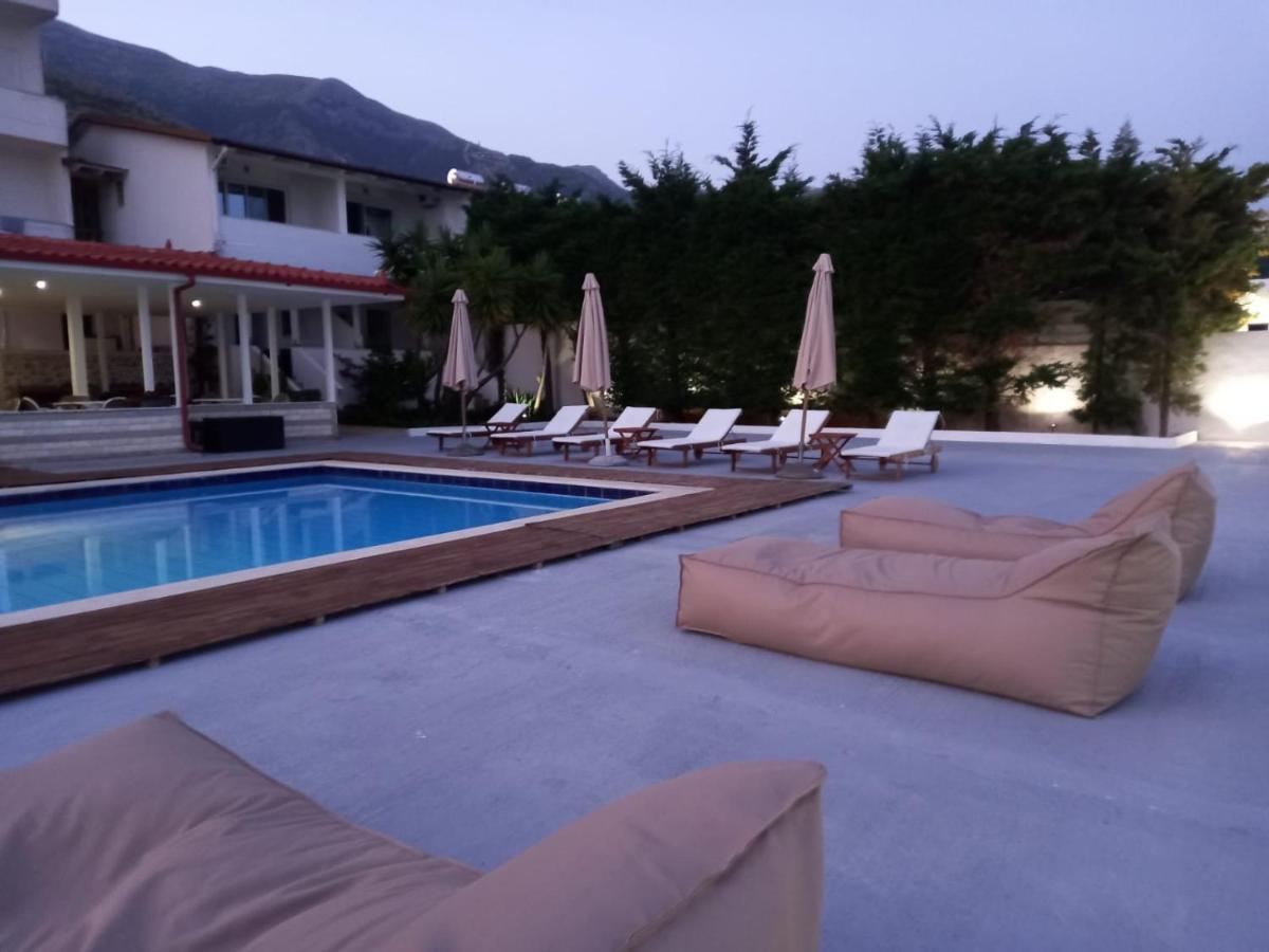 Hotel Relax Dhermi Exterior photo