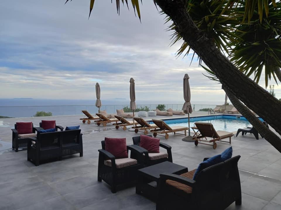 Hotel Relax Dhermi Exterior photo