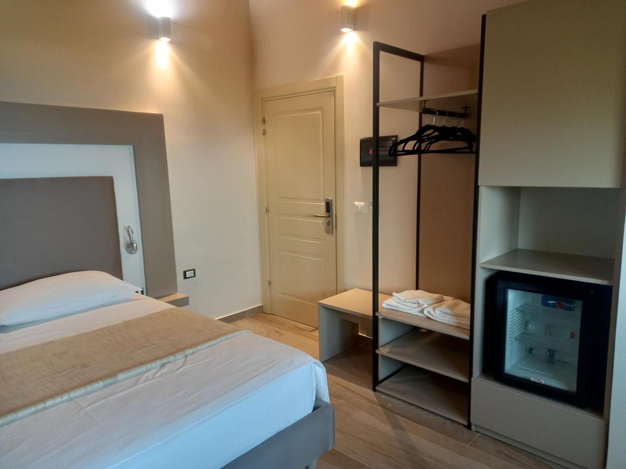 Hotel Relax Dhermi Exterior photo