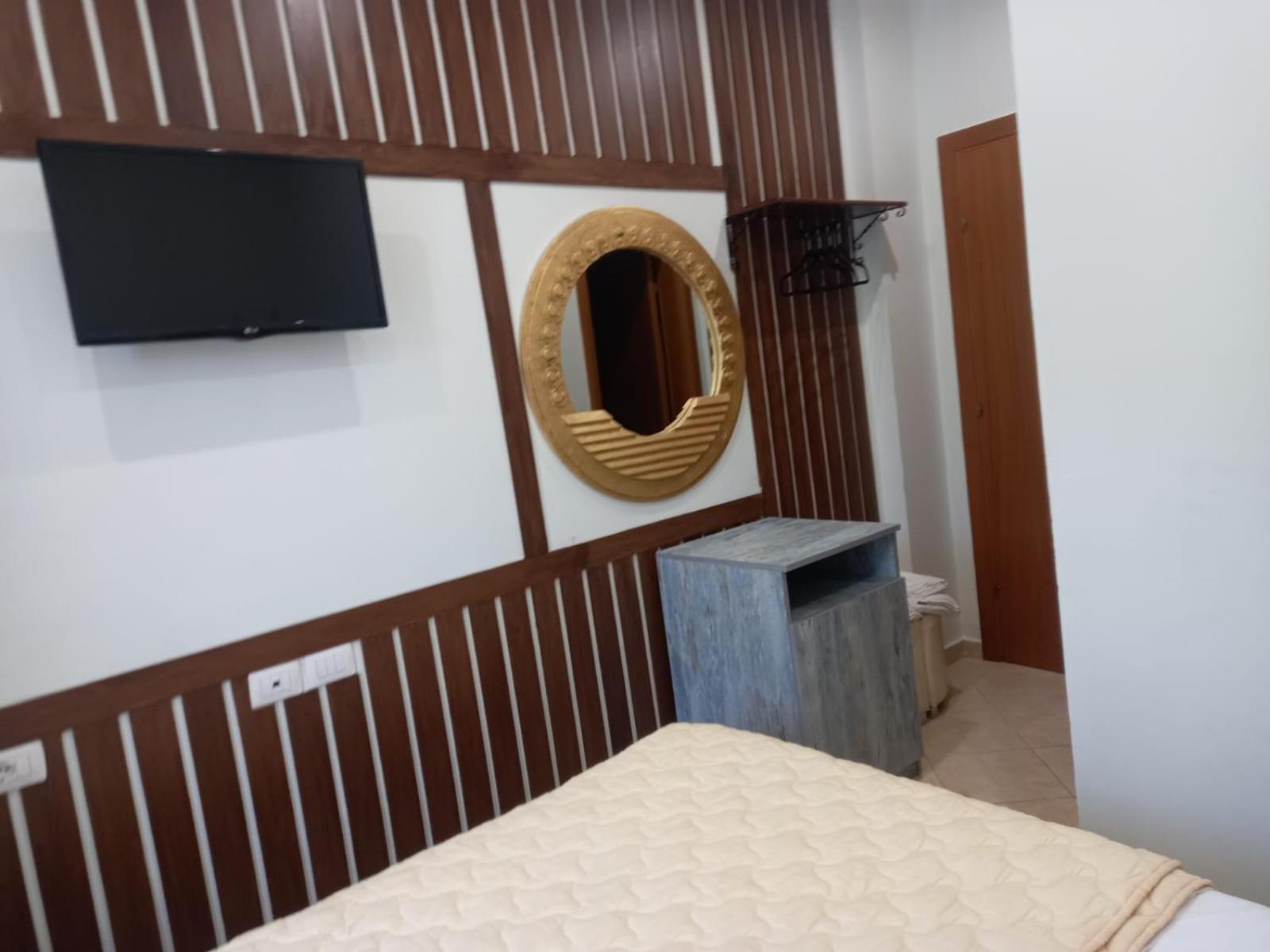 Hotel Relax Dhermi Exterior photo
